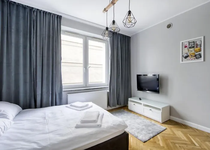 King Apart Dickensa وارسو